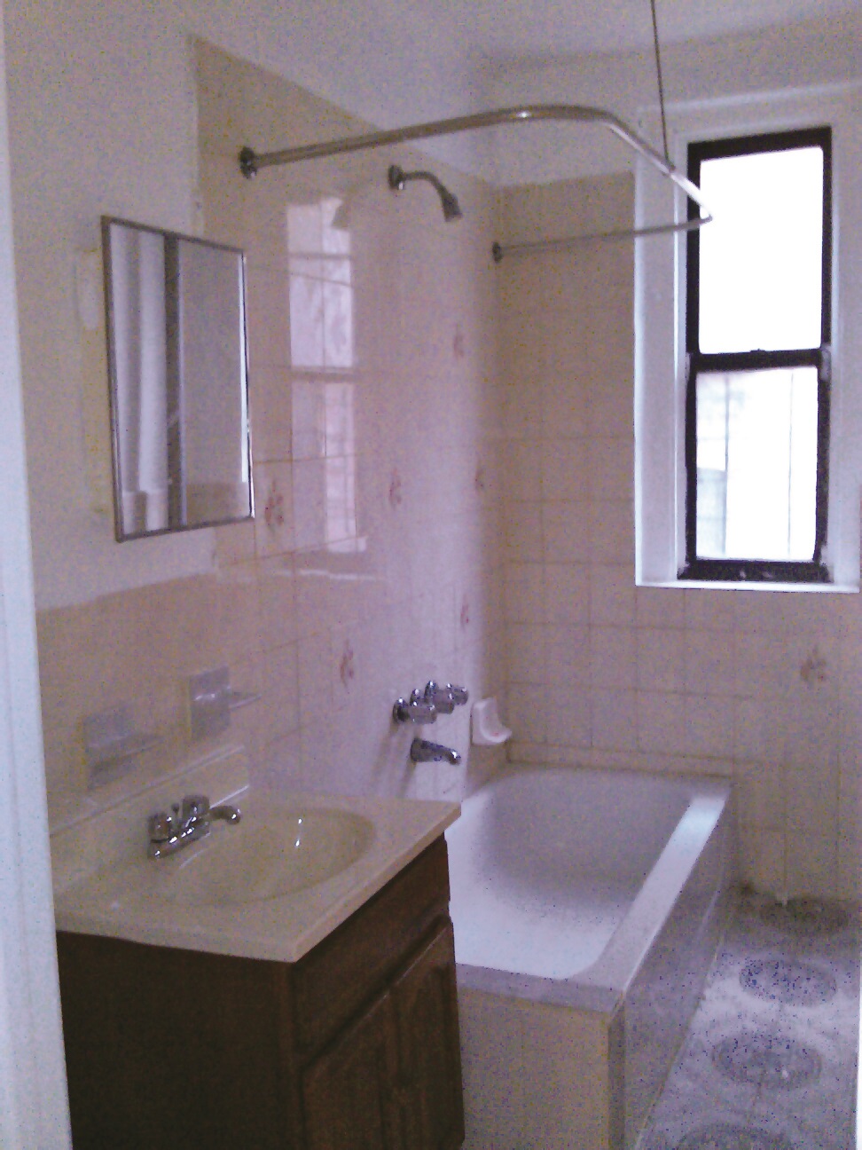 2555 Grand Concourse, Unit: 2B, Bronx, NY-Bathroom