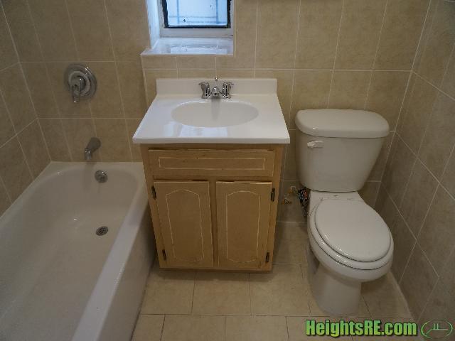 2565 Grand Concourse, Unit: 2E, Bronx, NY-Bathroom
